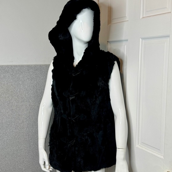 Blue Duck Real Fur Vest Hooded Toggle‎ Closure Luxury Womens Large Rare